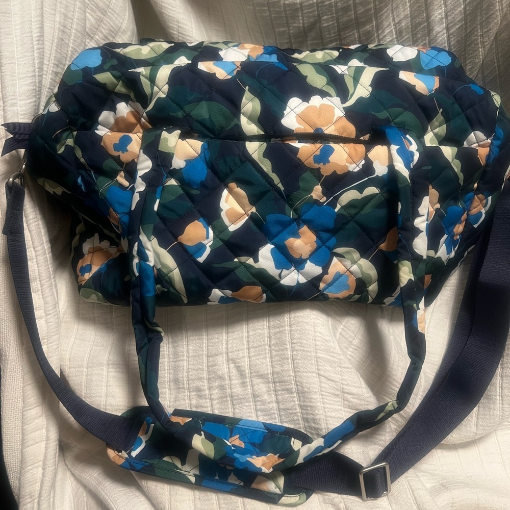 Vera Bradley Performance Twill large Weekender in Immersed Blooms